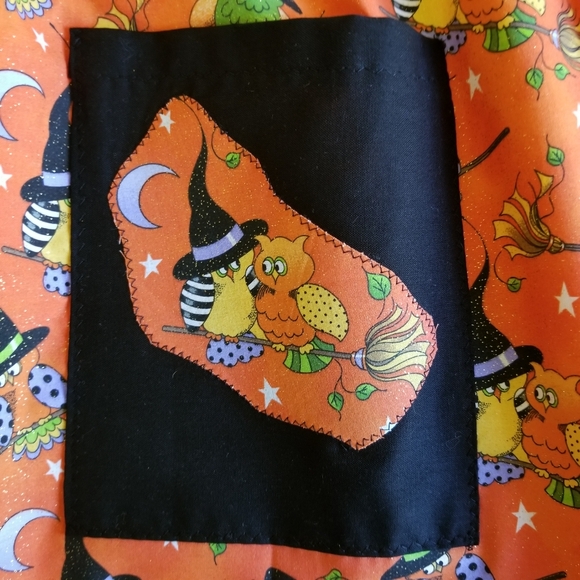 Tricks or Halloween fun  Aprons Big Sis &Lil Sis, Custom-New Girls medium&/small - Picture 3 of 3